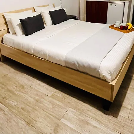 Eleni Guest house