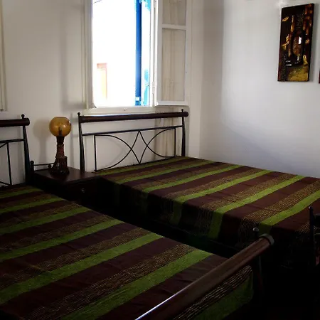 استوديو ايليني بيت ضيافة 3*